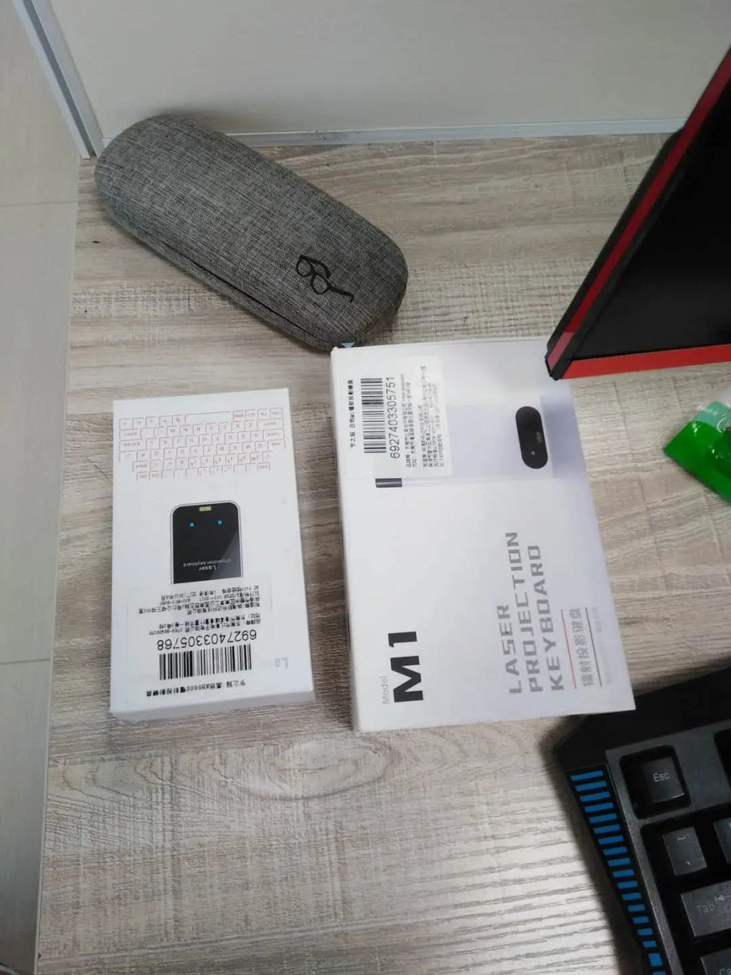 LEING FST Virtual Laser Keyboard Bluetooth Wireless Projector Phone Keyboard For Computer Pad Laptop With Mouse Function cjdropshipping